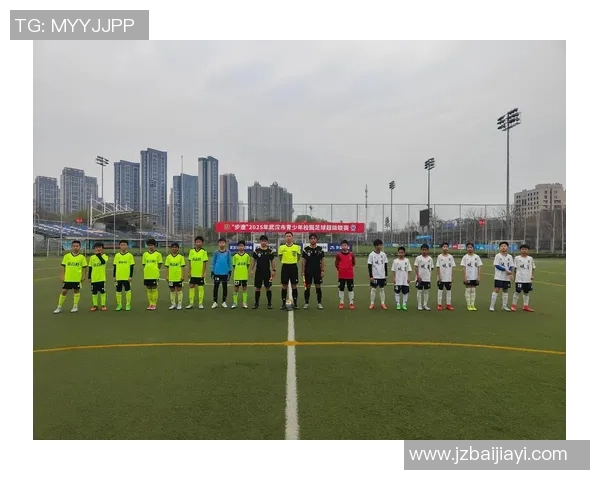 广州与武汉足球队对决后的深度分析与战术探讨